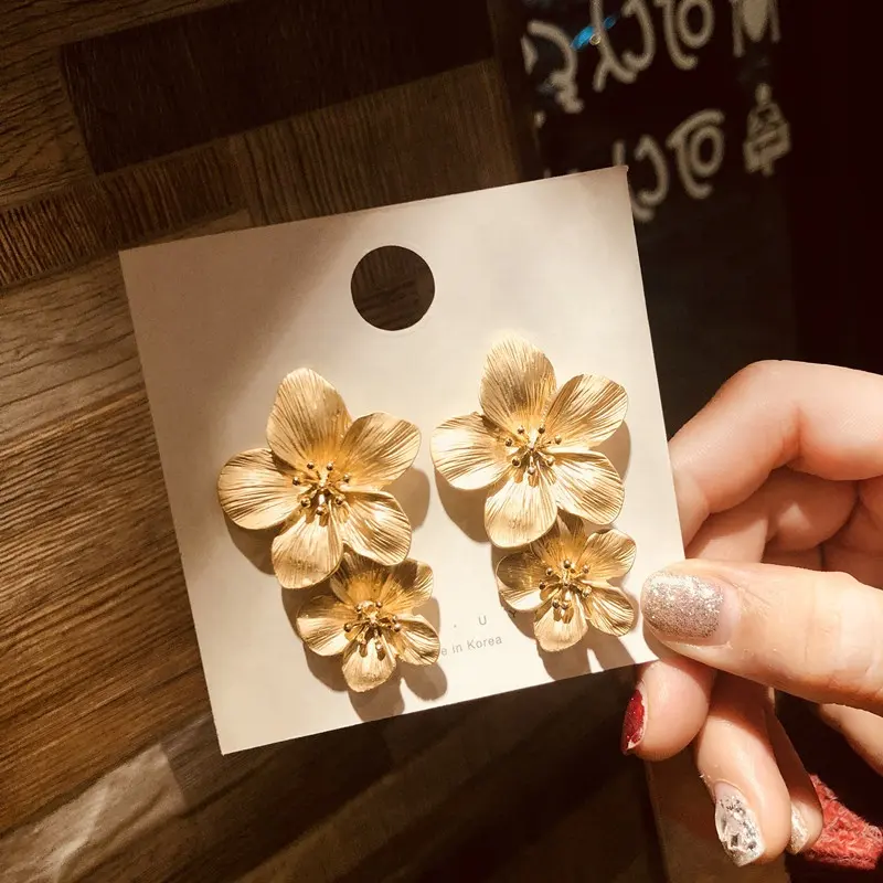 Kaimei-pendientes de gota pintados con pétalos de margaritas, pétalos de flores, pétalos de hojas, crema, para mujer, 2021