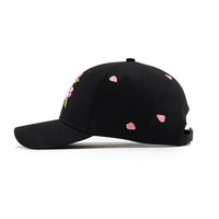 Gorra de Béisbol Minimalista con Bordado de Flor de Durazno, Visera de Gamuza, 6 Paneles de Algodón y Hebilla Metálica, Venta al Por Mayor