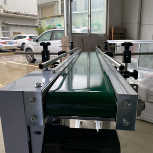 Yeni kılavuz rayı ile <span class=keywords><strong>Mini</strong></span> paslanmaz çelik/alüminyum bant konveyör otomatik küçük PVC/PU konveyör bant makinesi ayarlanabilir hız - Product Image 2