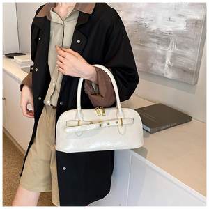 Estilo coreano de nuevos bolsos de moda para axilas, bolsos de hombro de cuero Pu de Color sólido para chicas jóvenes - Product Image 2