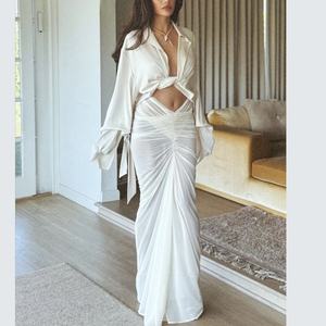 ชุดเซ็ตสองชิ้นคุณภาพสูงสำหรับผู้หญิง เสื้อแขนพองผ้าซาติน กระโปรงพลีททรงแม็กซี่ ชุดเซ็ต 2 ชิ้นสำหรับผู้หญิง - Product Image 1