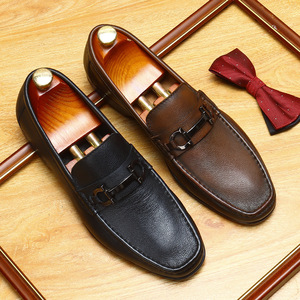 Zapatos Oxford de cuero verde italiano de alta gama, hechos a mano con diseño de grabado láser, elegantes y formales. - Product Image 3