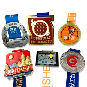 Médailles 3D personnalisées en gros, médailles en métal pour anniversaires scolaires et compétitions, médailles sportives amusantes en alliage de zinc pour la course à pied - Product Image 3