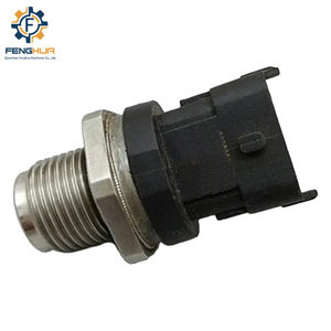 PC200 nhiên liệu Common <span class=keywords><strong>Rail</strong></span> cảm biến áp suất 6754-72-1210 máy xúc PC200-8 PC210-8 PC240-8 6754721210 6754-72-1211 6754-72-1212 - Product Image 4