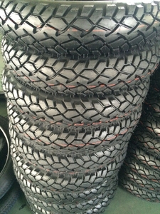 Nouveau <span class=keywords><strong>pneu</strong></span> de moto sans chambre à air TL TT 2.75-16 275/16 2.75x16 Bonnes performances - Product Image 3