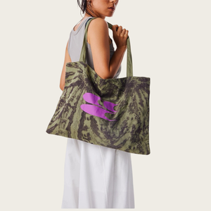 กระเป๋าช้อปปิ้งพิมพ์ลายมัดย้อม สิ่งจำเป็นในบ้าน กระเป๋าสะพายไหล่ที่ต้องมี กระเป๋าผู้หญิงที่ทันสมัยและสง่างาม - Product Image 3