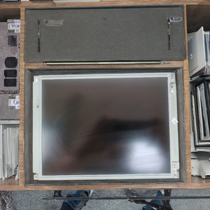 จอ TFT LCD อุตสาหกรรมขนาด 8 นิ้ว 1024x768 บอร์ดไดรเวอร์ VGA จากจีน - Product Image 3