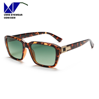 Lunettes de soleil carrées personnalisées OEM TR90 UV400 polarisées pour adultes unisexes, taille 54-19-138, fabriquées en usine certifiée ISO