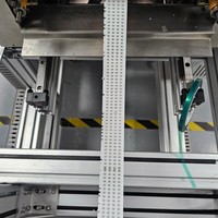 Joint d'étanchéité en mousse conductrice découpé sur mesure pour la protection EMI des appareils électroniques et des composants électroniques