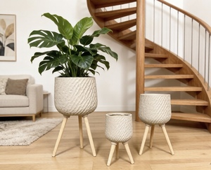 Pot à fleurs en bois pour intérieur/extérieur, pot décoratif en bois directement de l'usine, pot décoratif pour plantation en jardin - Product Image 3