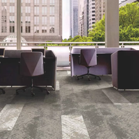 Tapis de bureau moderne Carrelage de bureau de luxe de haute qualité Carrelage en nylon PVC pour salle de réunion 33*100cm
