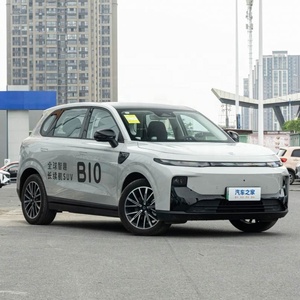 Leapmotor B10 SUV Électrique Neuf à Longue Autonomie, Recharge Rapide, Conduite Intelligente, Volant à Gauche, Boîte Automatique, Véhicule Électrique Neuf - Product Image 5