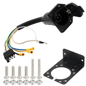 Trailer <b>Plug</b> <b>Adapter</b> 4 Pin To 7 Pin Converter <b>Power</b> Supply For Car Rv Taillight Signal Connection - Product Image 1