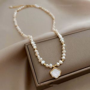 Collier pendentif en perles d'eau douce baroques, élégant et tendance, design simple pour femme - Product Image 3