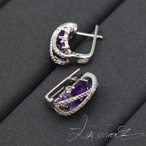 Pendientes de Plata 925 con Incrustaciones de Tanzanita, Amatista y Zafiro Blanco Sintético de la Serie Counterattack - Product Image 4