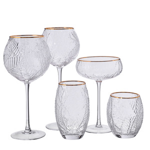 Verre à martini et à <span class=keywords><strong>champagne</strong></span> Samyo, design classique en cristal vintage, feuille en relief, bord doré, sans plomb, soufflé à la main - Product Image 4