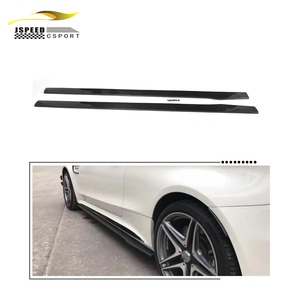 Extension de jupe latérale en fibre de carbone W205 C63 pour Mercedes <span class=keywords><strong>AMG</strong></span> 15-17 - Product Image 1