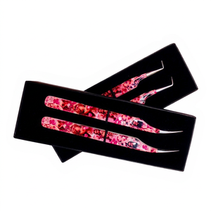 Meilleure pince à cils GETUP BROSONS IMPEX 90 degrés, design Boot Volume Brat Dolls, en acier inoxydable enduit de papier, durable - Product Image 1