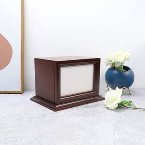 Urne commémorative en bois pour animaux de compagnie avec boîte photo pour cendres de chien ou de chat, cadeau de commémoration de perte, logo personnalisé - Product Image 1