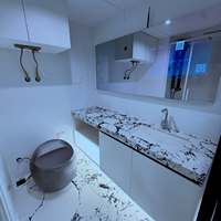Cabine modulaire de type capsule spatiale pour séjour de luxe, hébergement de célébrités d'Internet et hôtel mobile avec intérieur intelligent