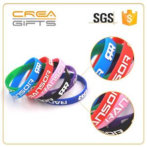 Bracelets en <span class=keywords><strong>silicone</strong></span> personnalisés, bracelets lumineux à LED pour hommes, bracelets NFC RFID en PVC élastique, <span class=keywords><strong>bracelet</strong></span> en <span class=keywords><strong>silicone</strong></span> avec logo personnalisé - Product Image 4