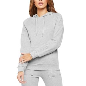 ชุดเสื้อฮู้ดดี้และกางเกงวิ่งสำหรับผู้หญิง ชุดวอร์มมีซิปที่ชายเสื้อและกระเป๋า 3 ช่อง ดีไซน์ทันสมัยและสวมใส่สบาย - Product Image 2