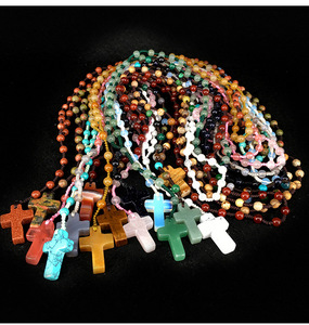 2020 pas <span class=keywords><strong>cher</strong></span> prix <span class=keywords><strong>cristal</strong></span> brut pierre de pierres précieuses en forme de croix collier - Product Image 2