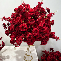 Bouquet de fleurs artificielles de luxe rouge bordeaux, design élégant, haute qualité, durable, décoration florale pour événements, centre de table de mariage