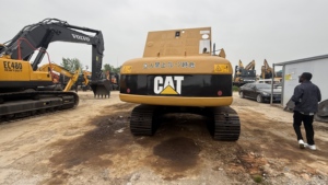 Excavatrice d'occasion fiable CAT320 de taille moyenne, capacité de 20 tonnes, machine d'origine japonaise, moteur complet, pompe à engrenages, boîte de vitesses - Product Image 5
