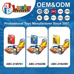LK Toys Nouvel article Voiture de course à éjection 2 en 1 avec 6 voitures moulées sous pression Conception de réservoir de carburant - Product Image 6