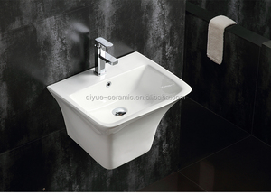 Lavabo Sospeso da Bagno Monoblocco Quadrato in Porcellana - Product Image 5