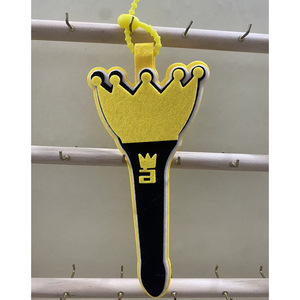 Etiqueta de equipaje de fieltro <span class=keywords><strong>BIGBANG</strong></span>, colgante de fieltro hecho a mano con el nombre de G-Dragon Taeyang Daesung, adorno para bolso de concierto, regalo de colección para fans del Kpop - Product Image 1