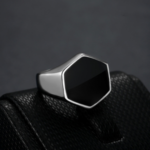 Cincin Hexagonal Sederhana Zhongzhe Jewelry Ukuran Besar Cincin Pria Hitam Halus Punk Berkualitas Tinggi Hip Hop Bahan Stainless Steel Anti Luntur - Product Image 4