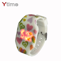 Reloj digital de silicona para niños, pulsera de hora con diseño de gelatina, diseño barato