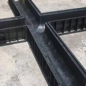 Gouttière de canal de fossé de drainage linéaire en <span class=keywords><strong>polypropylène</strong></span> de fossé de drainage linéaire en forme de U linéaire - Product Image 3