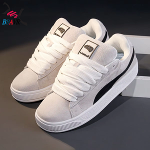 Zapatillas de Skate Retro Clásicas de Caña Baja 2025 para Hombre y Mujer, Cómodas y Combinables - Product Image 5