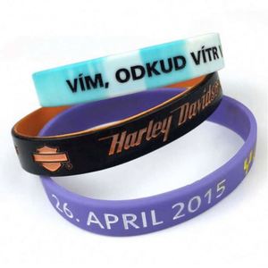 Pulsera de Silicona Personalizada con Logotipo de Diseño Personalizado, Regalos para Festivales - Product Image 5