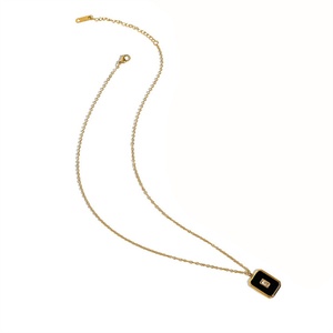 สร้อยคอจี้แบบโซ่สแตนเลสสตีลชุบทอง 18K สำหรับผู้หญิงในวันครบรอบ - Product Image 5