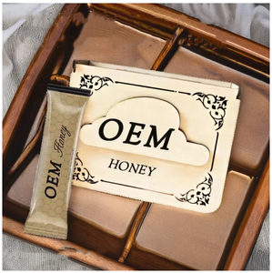 Sachets de miel d'abeille naturel OEM personnalisés en <span class=keywords><strong>bois</strong></span> avec estampage, gaufrage et finition vernie - Product Image 4