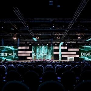 Pantalla LED impermeable de 2500cd para publicidad interior y exterior P3.91 8K HDR10 + IP65 - Product Image 6