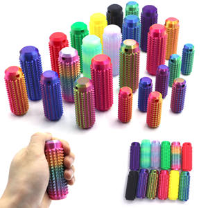 Nouveauté anti-stress porte-clés Spiky Grippie Fidget jouet pour enfants porte-clés cahoteux pour soulager la douleur - Product Image 2