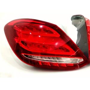 Per le luci posteriori Mercedes-Benz classe C, gli indicatori di direzione anticollisione dei freni, europa e United StatesW205C200300 - Product Image 2