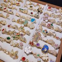 Bague ajustable vintage en cuivre, micro-pavée et micro-incrustée de zircons colorés, plaquée or, avec mélange de pierres CZ et de zircons, pour