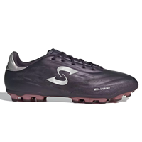 Chaussures de football de qualité supérieure de Chine Nouveau design à crampons pour l'été et l'hiver Chaussures de football à talons bas