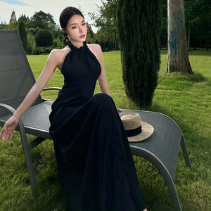 Vestido de <span class=keywords><strong>Vacaciones</strong></span> Negro al por Mayor, Nuevo Modelo 2026 con Cuello Halter para Eventos Nocturnos en Resorts de Lujo - Product Image 2