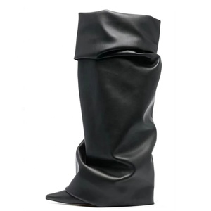 Botas de tacón alto fino con pliegues y punta fina para mujer, de cuero mate, hasta la rodilla, estilo pantalón, tipo botín. - Product Image 4