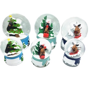 Palle di Vetro Glitterate Natalizie con Orso e Cervo, Globi di Neve con Animali 65 mm 80mm 10mm - Product Image 1