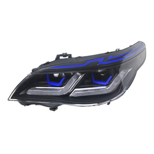 Nouvel ensemble de phares 12V pour BMW Série 5 E60 (2003-2010) version Thunder, avec feux de jour LED bleus modifiés et clignotants - Product Image 1
