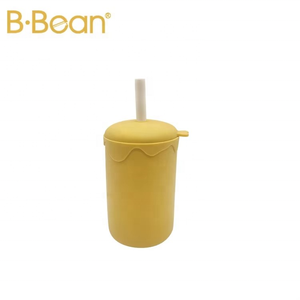 Bouteille d'eau portable en silicone de qualité alimentaire avec paille anti-fuite pour sports de plein air, service OEM/ODM, prix compétitif - Product Image 2