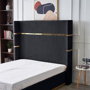 <span class=keywords><strong>Lit</strong></span> plateforme moderne minimaliste Queen/King avec rangement, revêtement en tissu velours et lattes en bois pour hôtels - Product Image 4